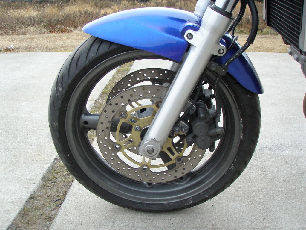 Купить мотоцикл Suzuki SV400 2003 фото 12
